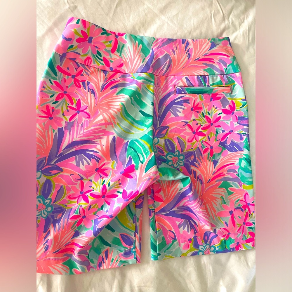 Lilly Pulitzer Lucretia Shorts Sz 2 View 6